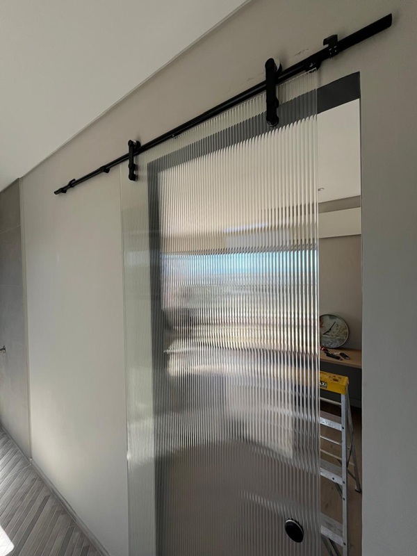 shower door installation project 3